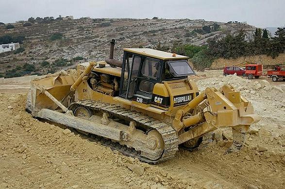 Μπουλντόζα CAT D8