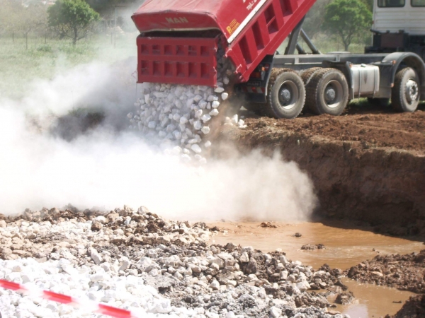 &Alpha;&pi;&omicron;&kappa;&omicron;&mu;&iota;&delta;ή &mu;&pi;ά&zeta;&omega;&nu;